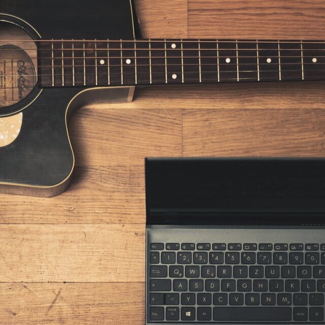 Online Gitarre lernen mit Gitarrenkurs und Online Gitarrenunterricht